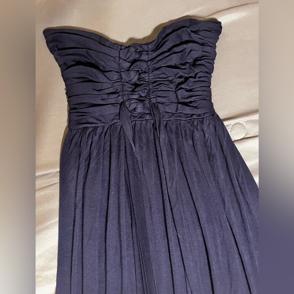 🌹 Navy strapless maxi dress with ruched detail jersey material size small - Picture 3 of 13